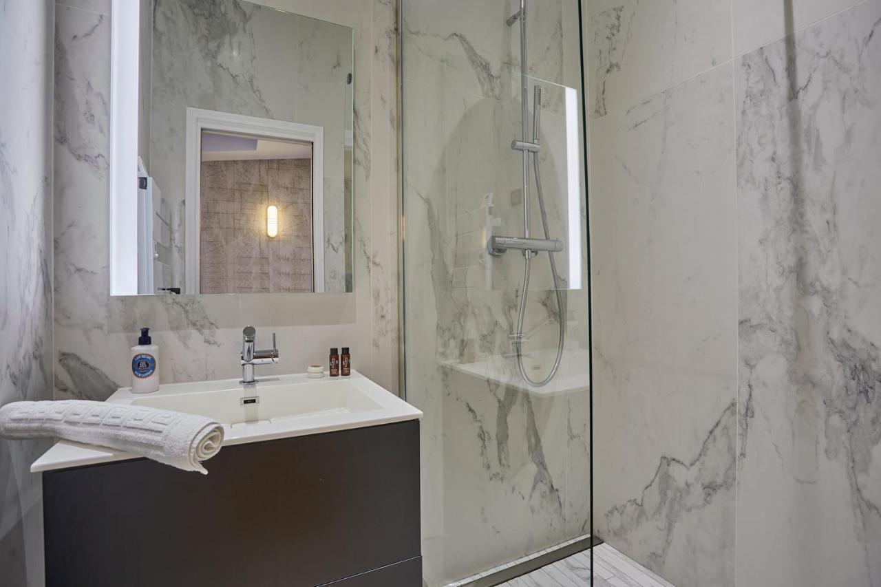 Apartment Saint Germain Des Pres By Studio Prestige Paris Exterior photo